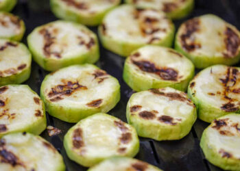 Dimagrire 3 kg a settimana mangiando zucchine