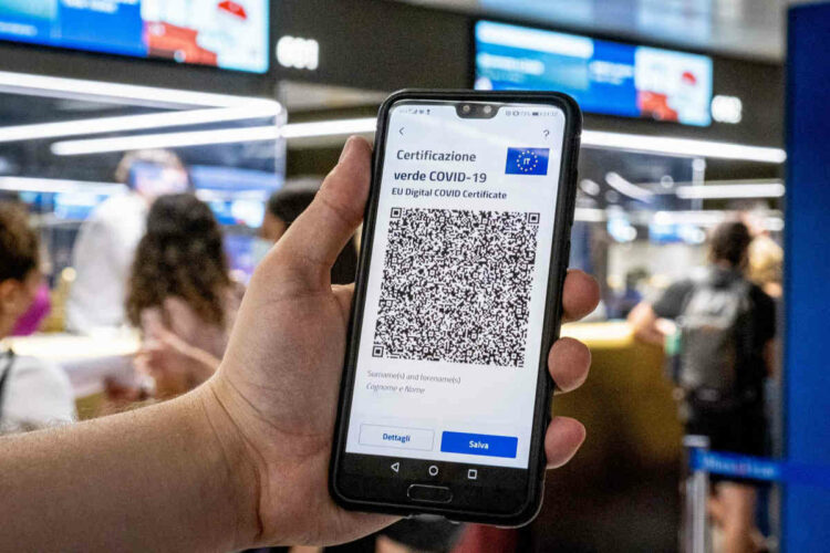 Green pass illimitato per guariti e vaccinati (non tutti): le nuove regole dal 1 febbraio
