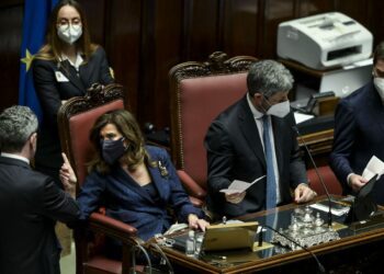 Quirinale, nuova fumata nera, Casellati si ferma a 382 voti