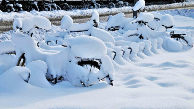 Meteo, arriva il freddo, la neve e il gelo dai Balcani