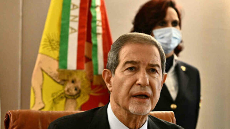 Musumeci dopo voto Ars non si dimette: azzero la Giunta, bisogna abbandonare i disertori