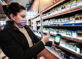 Nuovo Dpcm: senza green pass niente pensione nè sigarette o vestiti: le nuove regole