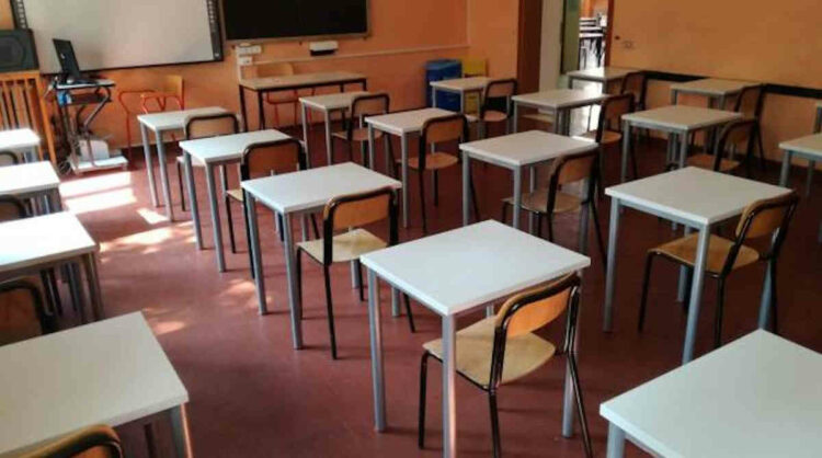 Oggi rientro a scuola? No, assenza di massa per sciopero degli studenti in provincia di Ragusa