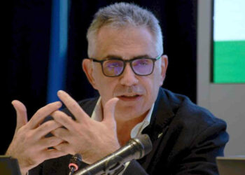 Pregliasco, un lockdown totale come nel 2020 no ma si valutano chiusure chirurgiche