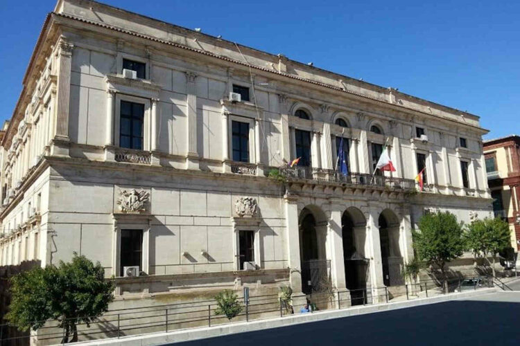 Ragusa, obbligo vaccinale per l'accesso agli uffici del Comune