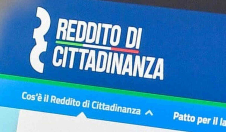 Reddito di cittadinanza: chi è senza green pass perderà l'assegno