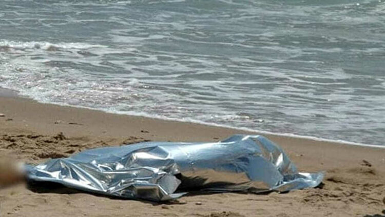Ritrovato il cadavere di una donna nel mare di Alcamo Marina