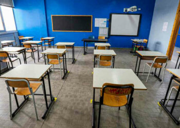 Scuola Sicilia, 29 mila studenti a casa senza Dad