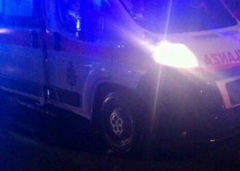 Torino, bimba di 3 anni cade dal balcone: gravissima