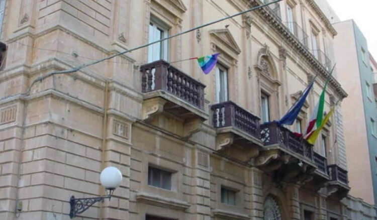 Vittoria, sanificazione di Palazzo Iacono. Domani uffici chiusi