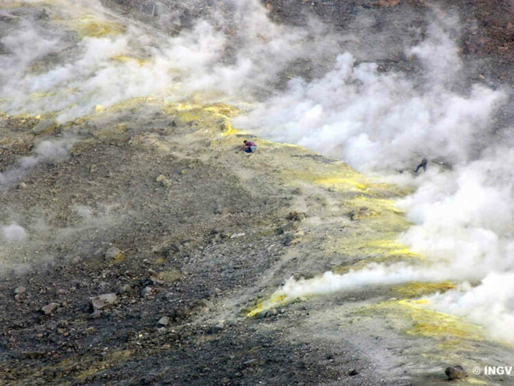 Vulcano, nuova ordinanza emissione gas