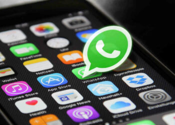 WhatsApp, attenzione ai messaggi finti che rubano l'account