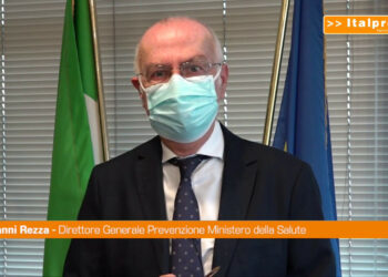 Covid, crescono incidenza e Rt. Rezza: “Serve ancora molta prudenza”