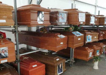 Bare insepolte a Palermo, Orlando chiede di essere ascoltato da Procura