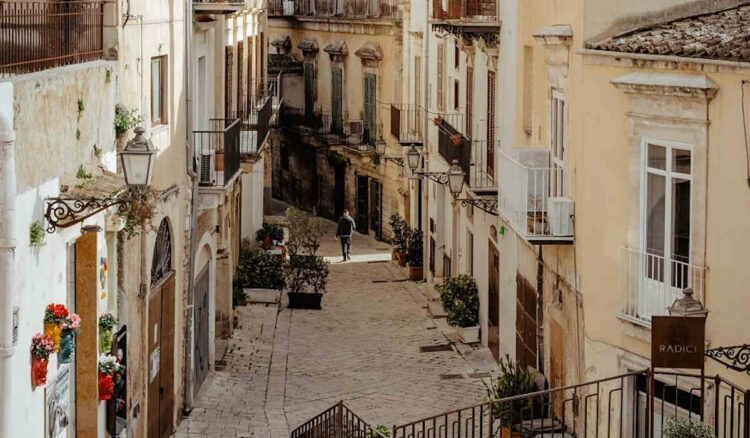 Modica, nuovi incentivi per ripopolare il centro Storico