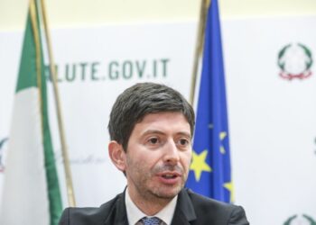 Covid, Speranza “91% italiani con prima dose, numeri migliorano”