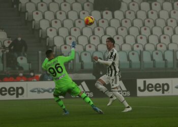 La Juve piega 2-0 il Verona, in gol Vlahovic e Zakaria