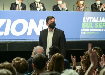 Azione, Calenda a Draghi “La sfida è rendere popolari le scelte giuste”