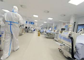 Covid, 42.081 nuovi casi e 141 decessi in 24 ore