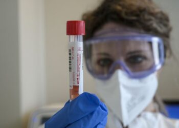 Covid Italia, 46.169 nuovi casi e 249 decessi