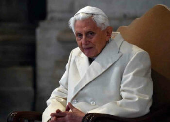 Abusi su minori, la lettera di Ratzinger: provo vergogna, chiedo perdono ma non sono un bugiardo