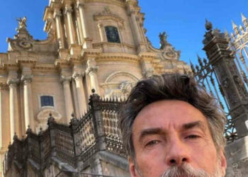 Alessio Boni in vacanza a Ragusa Ibla