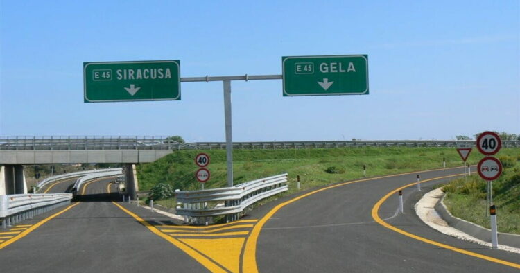 Finanziati lavori autostrada Siracusa-Gela fino a Scicli, i commenti dei deputati