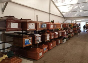 Cimitero Palermo, oltre 1000 morti insepolti: è assurdo