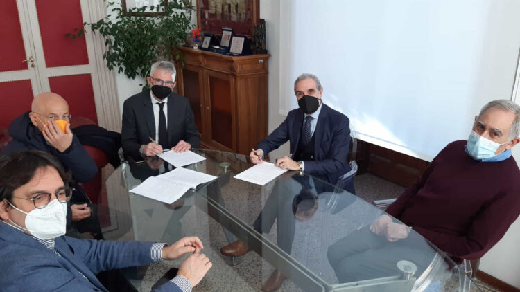 Comune di Ragusa ed Tribunale di Ragusa, contratto d’uso gratuito per locali Carmine Putie