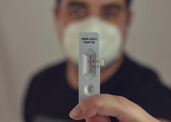 Covid Ragusa, positivi in calo e nessun morto