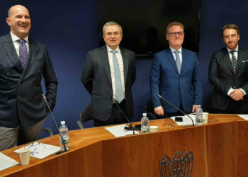 Da oggi nelle farmacie mascherine Ffp2 prodotte a Ragusa, Carini e Marsala