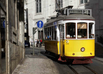 Il vittoriese investito da un tram in Portogallo: sta meglio, non è grave