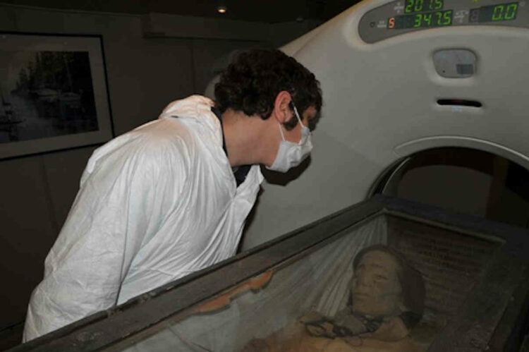 Le mummie di Palermo raccontano la vita dei bambini vissuti nell'800