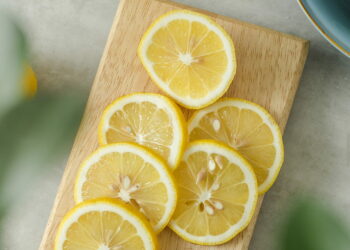 Maschera di bellezza al limone: come si prepara in casa