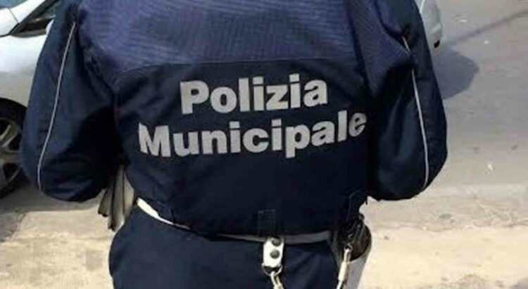 Merce contraffatta sequestrata a Vittoria