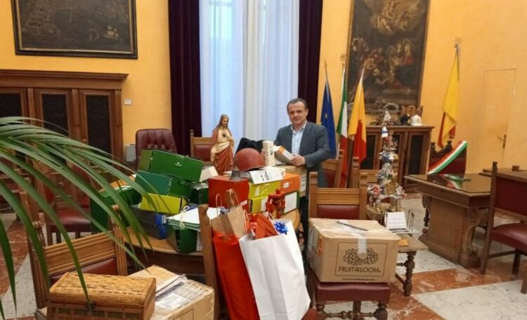 Messina, ultimo giorno da sindaco per Cateno De Luca