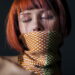 Moda capelli tendenze 2022, frange, scalature e texture