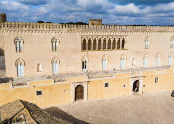 Ragusa, Castello di Donnafugata chiuso per un positivo