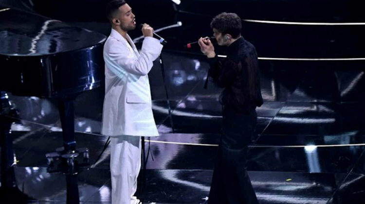 Sanremo 2022, Mahmood e Blanco al primo posto nella classifica terza serata