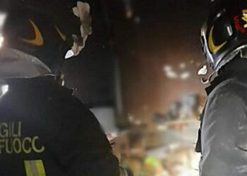 Tragedia a Noto, incendio in casa: muore 32enne
