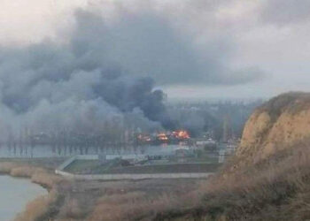 Ucraina-Russia, italiano a Mykolaiv: bombardato aeroporto