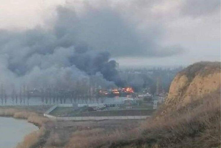 Ucraina-Russia, italiano a Mykolaiv: bombardato aeroporto