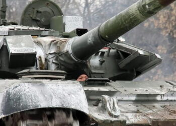 Ucraina, la Russia ha iniziato invasione: esplosioni a Kiev