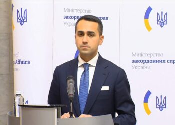 Ucraina, Di Maio “Isolare la Russia con sanzioni sempre più severe”