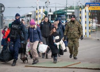 In Ucraina situazione umanitaria critica, si tenta la mediazione