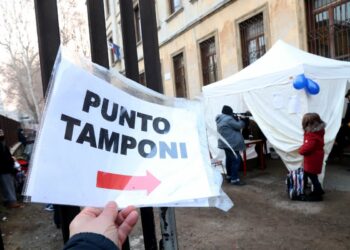 Covid Italia, 22.083 nuovi casi e 130 decessi nelle ultime 24 ore