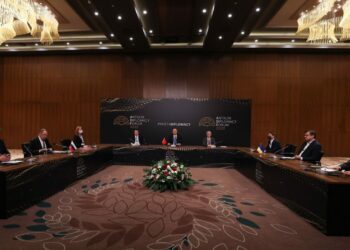 Kuleba e Lavrov si incontrano, ma niente intesa sul cessate il fuoco