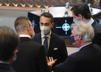 Ucraina, Di Maio “Difesa comune europea è una necessità”