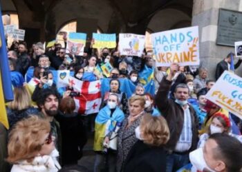 Ucraina, a Mariupol colpita scuola dove si erano rifugiate 400 persone