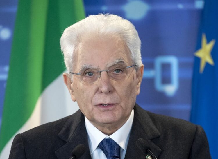 Mattarella “L’attacco all’Ucraina colpisce le fondamenta della democrazia”